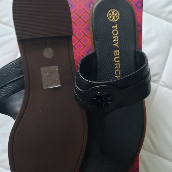 Tory Burch Thong Welt Leather Sandals Black 9 - Picture 13 of 16